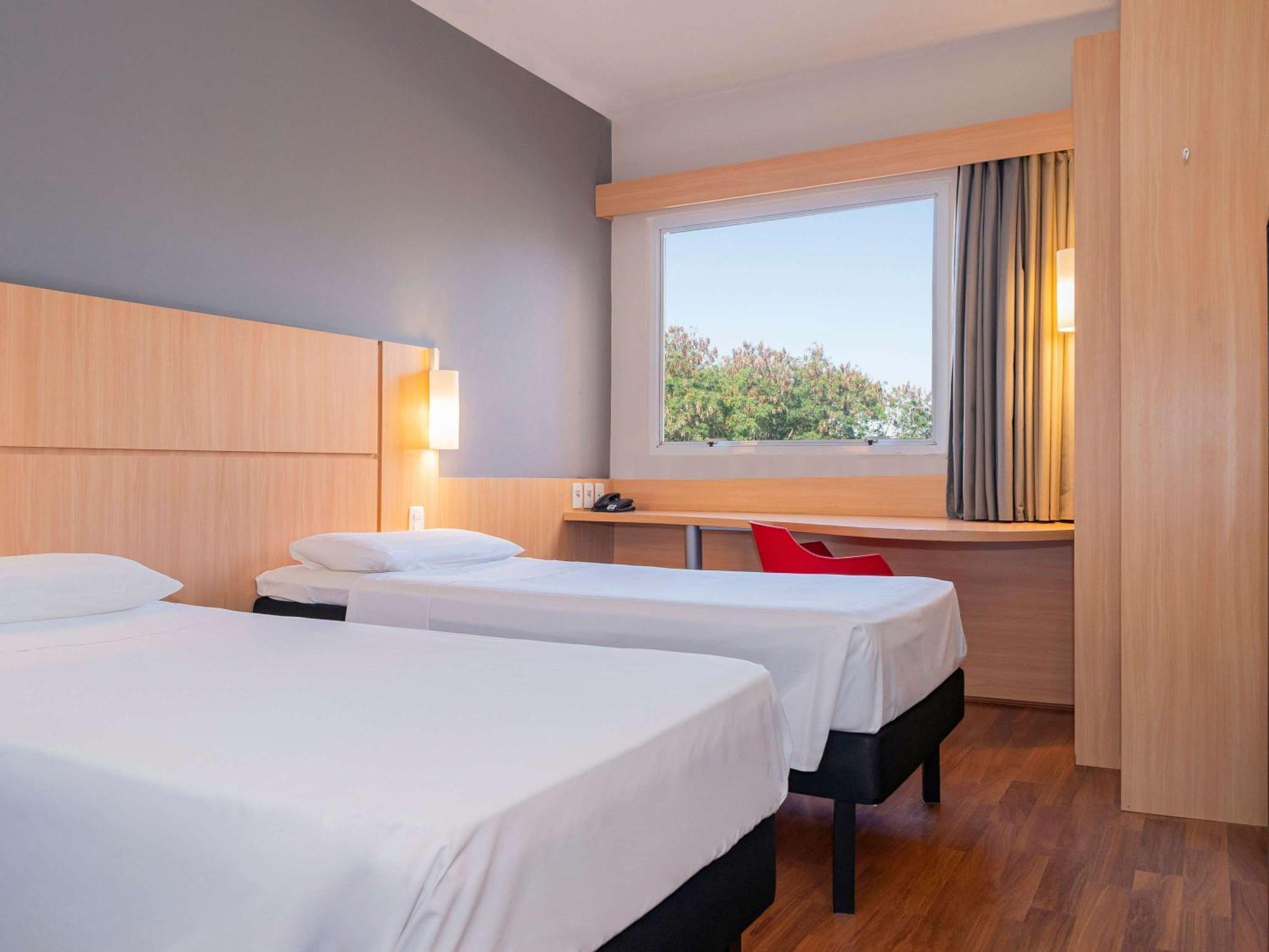 Ibis Piracicaba Hotel Exterior photo